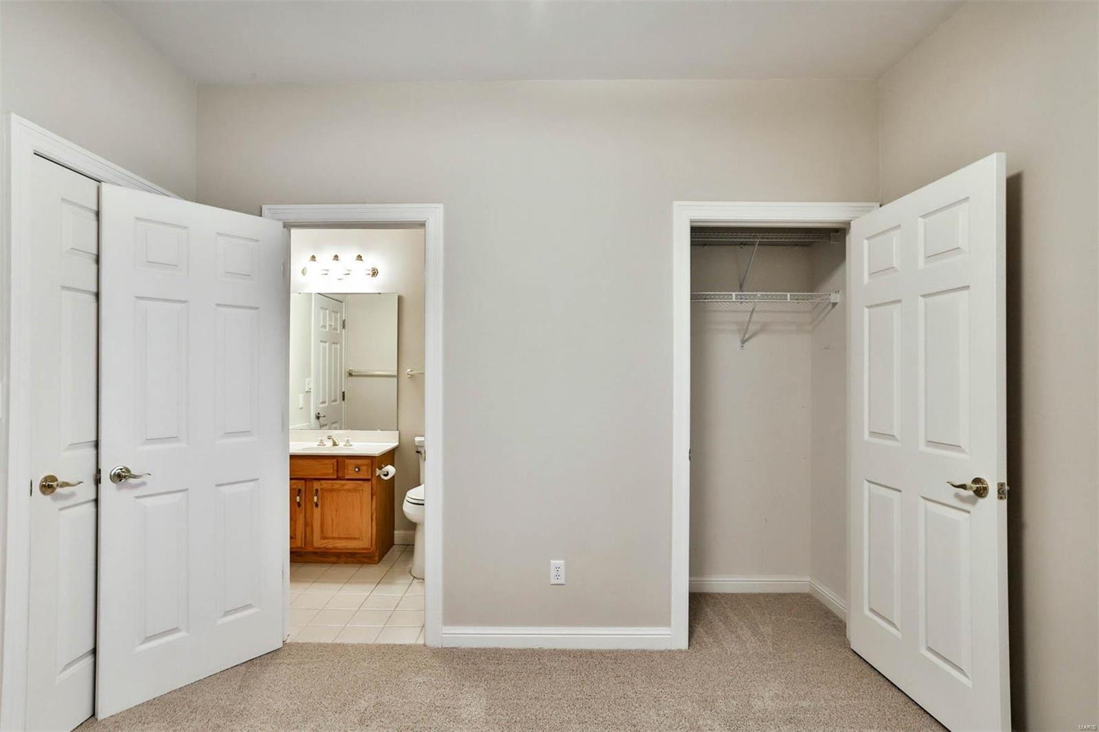 Courtyards of Sunset Hills - Residential