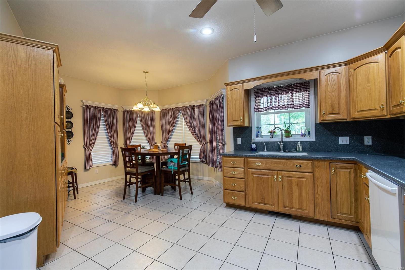 Foxwood Pointe - Residential