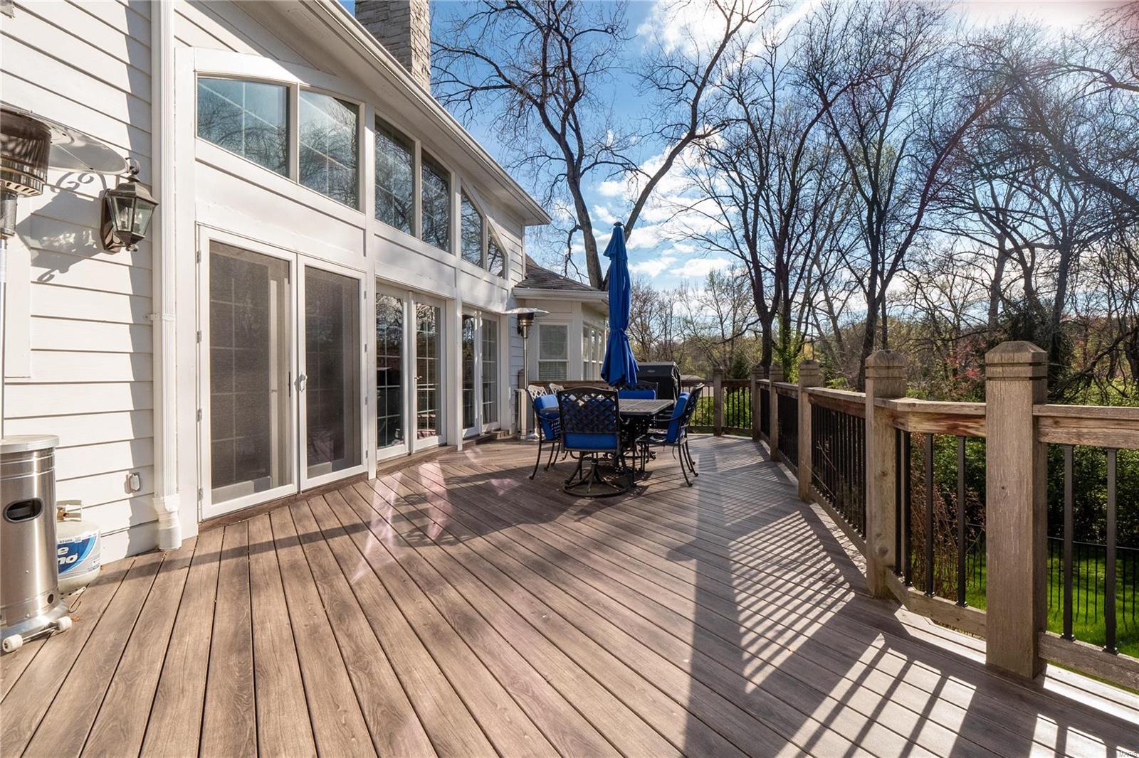 Huntleigh Manor - Residential