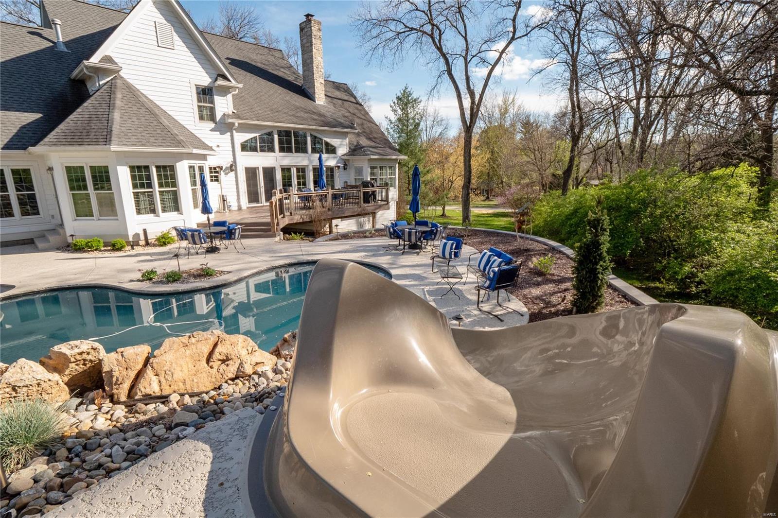 Huntleigh Manor - Residential