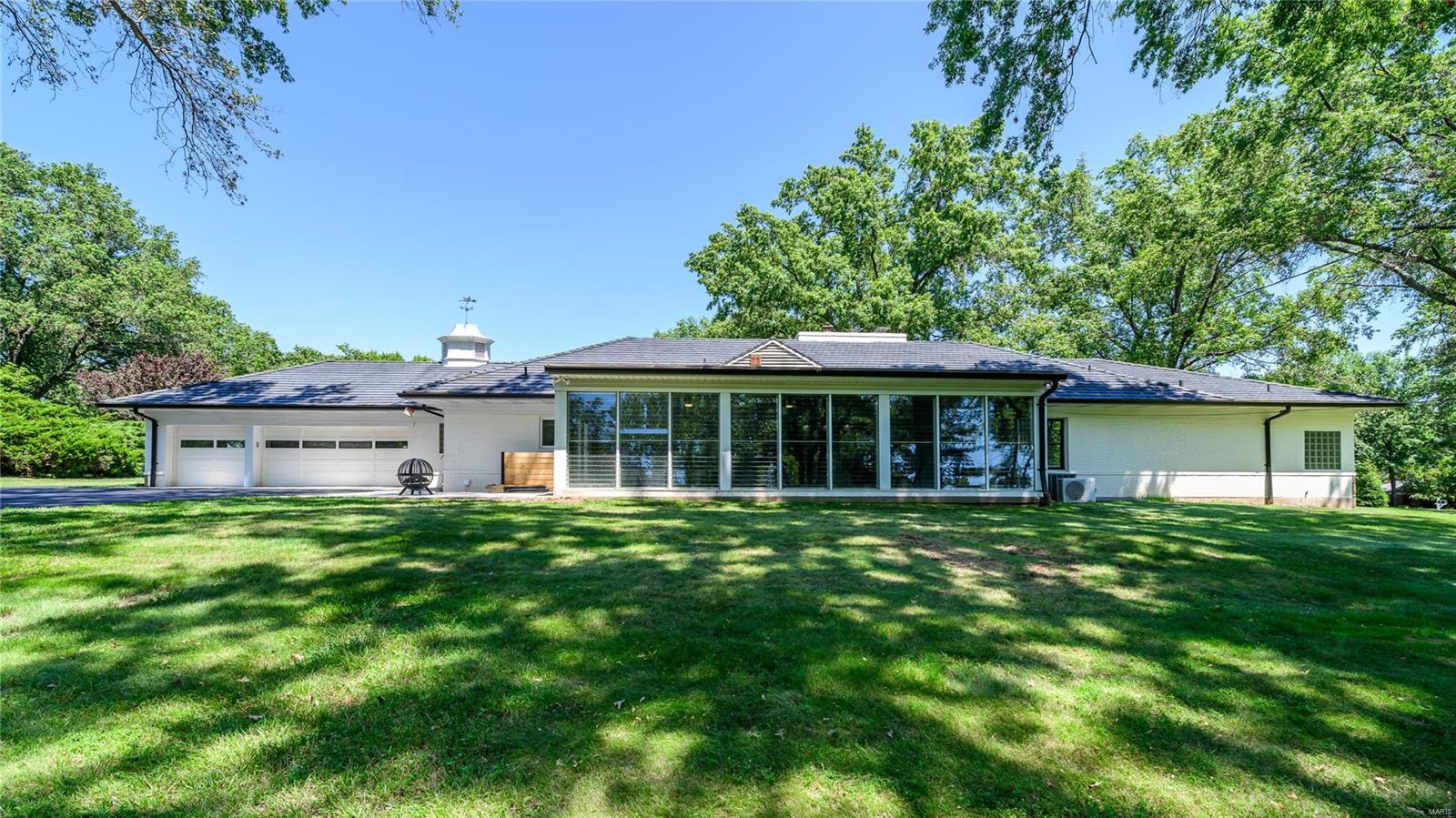 Country Aire - Residential