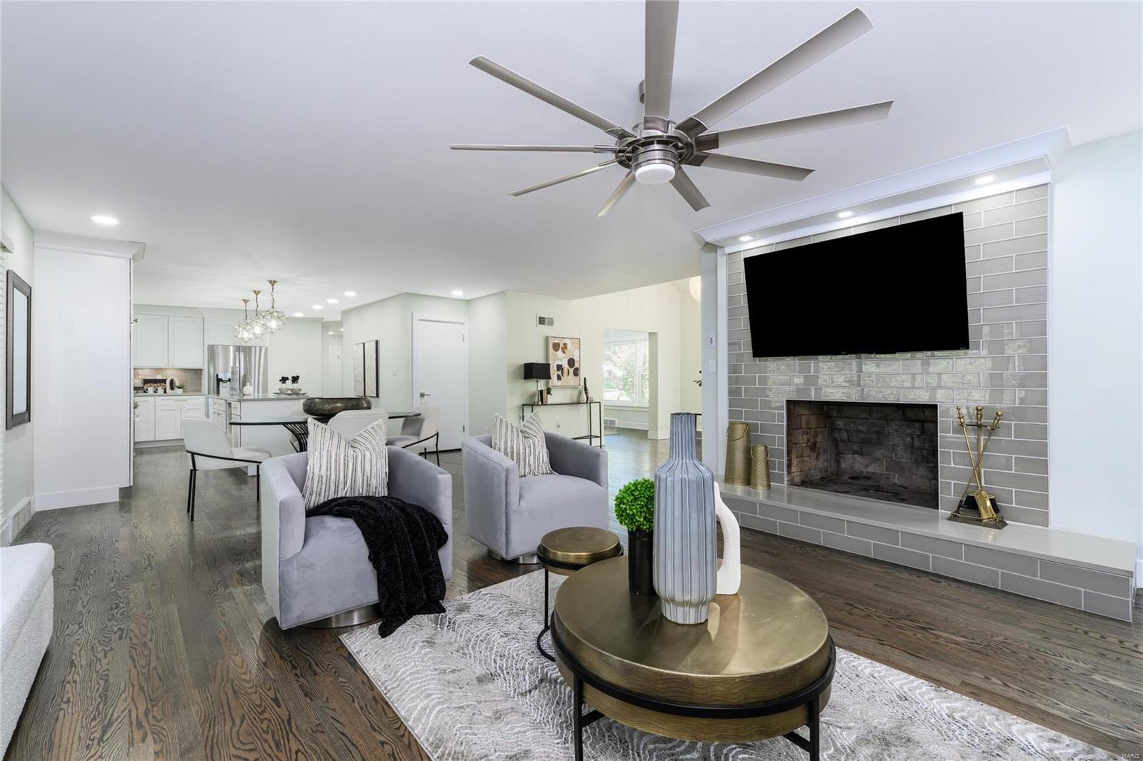 Country Aire - Residential