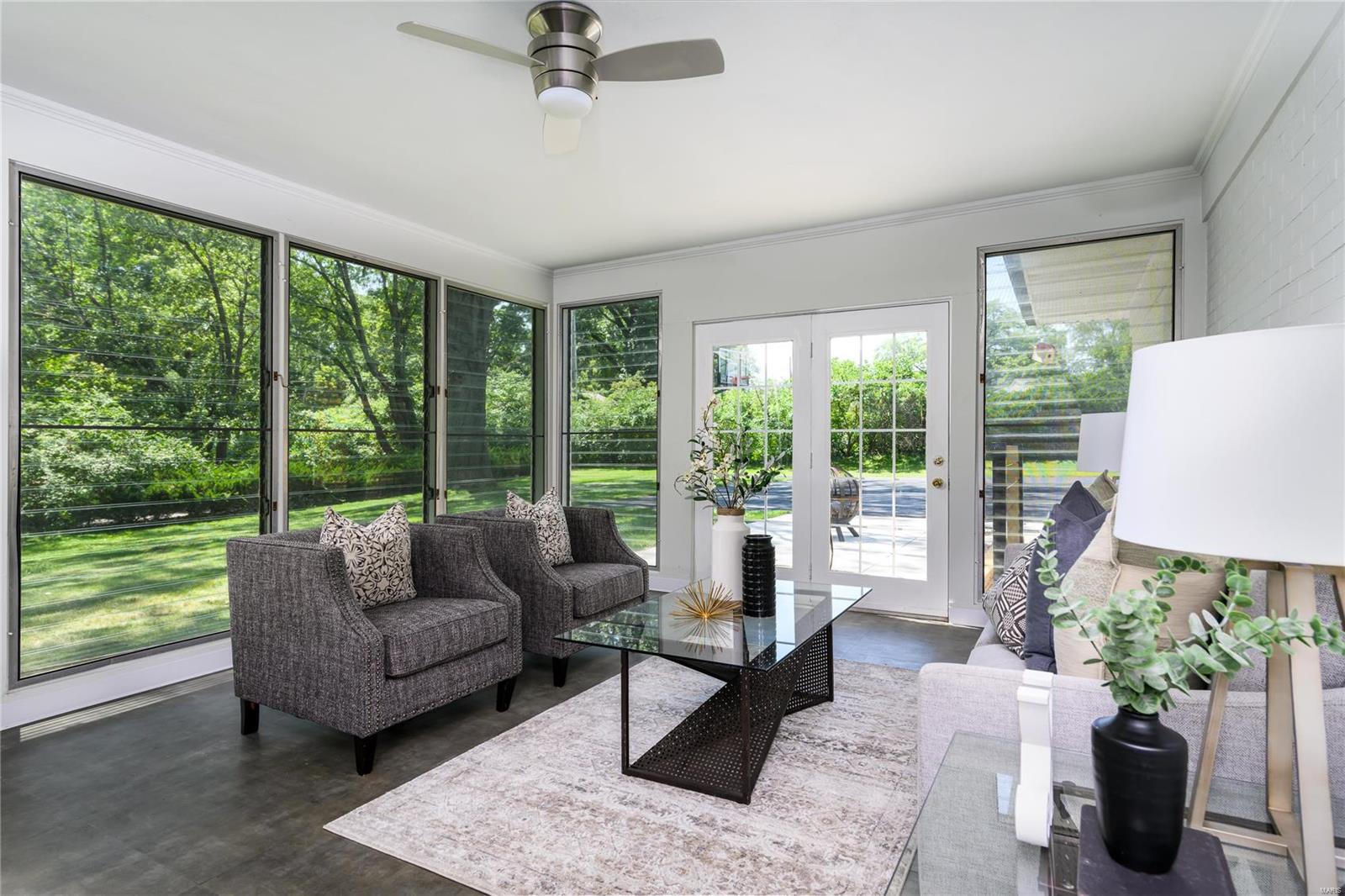 Country Aire - Residential