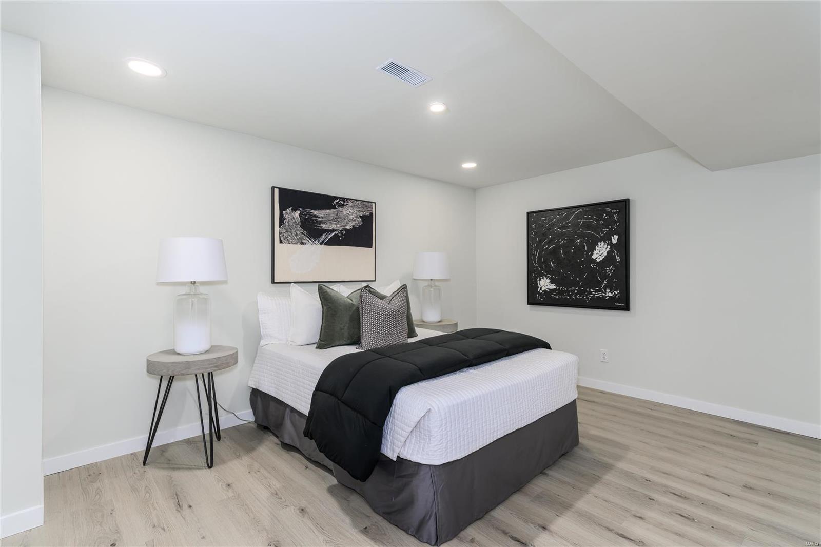 Country Aire - Residential