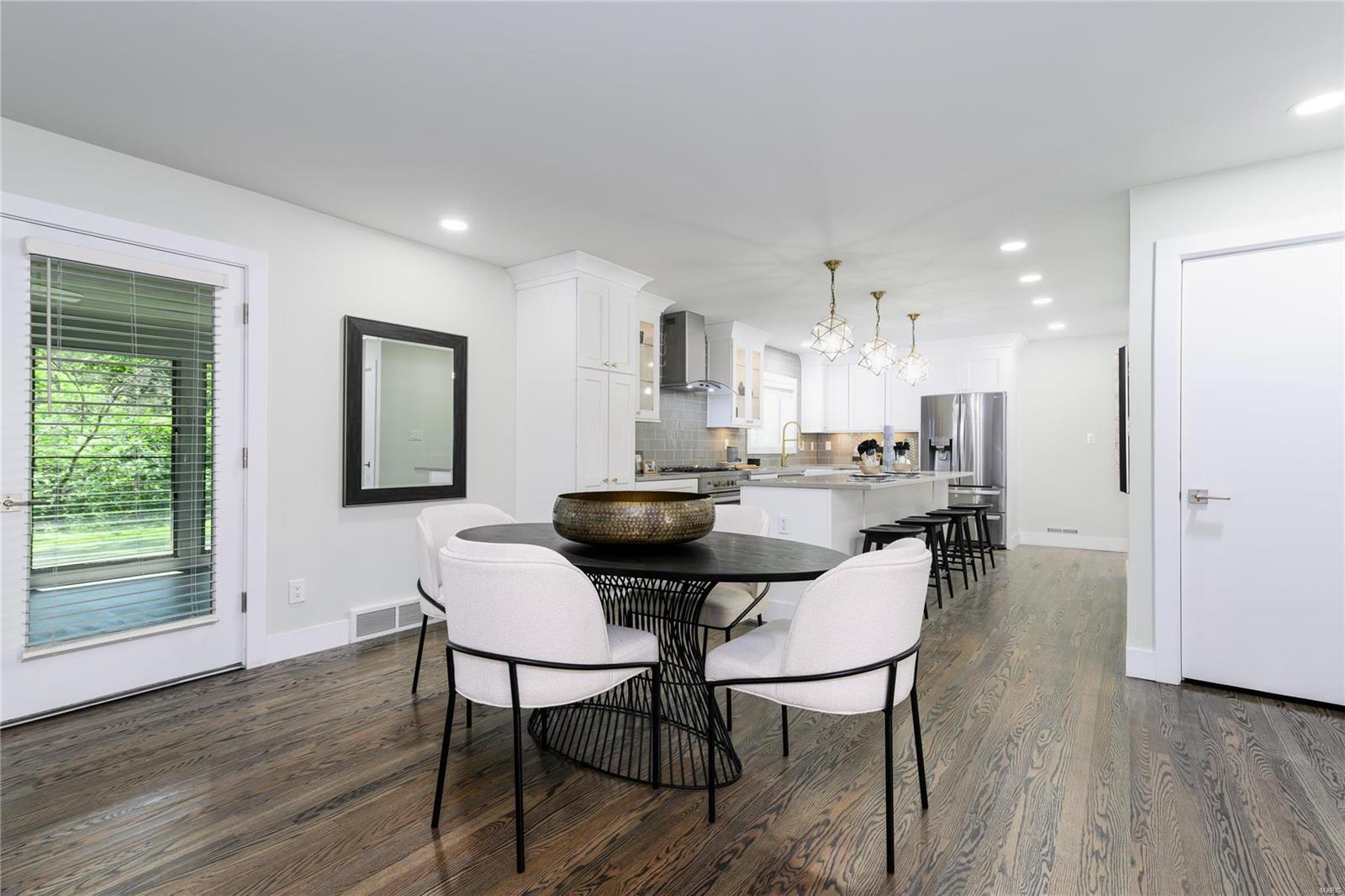 Country Aire - Residential