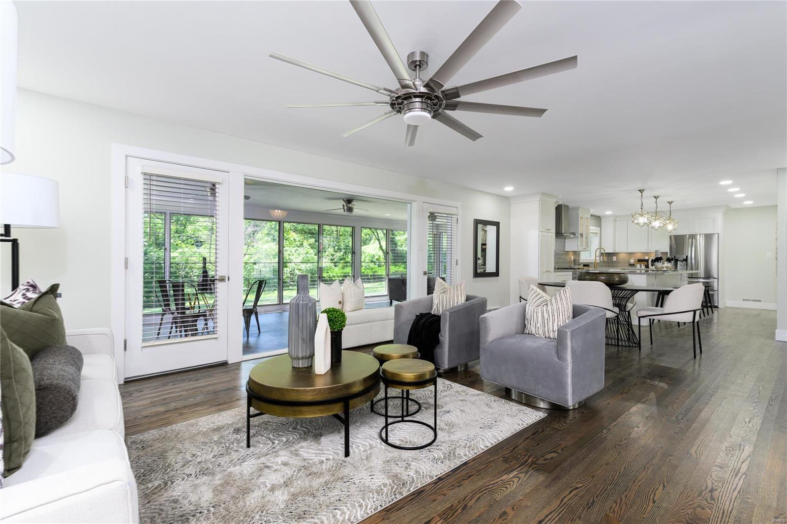 Country Aire - Residential