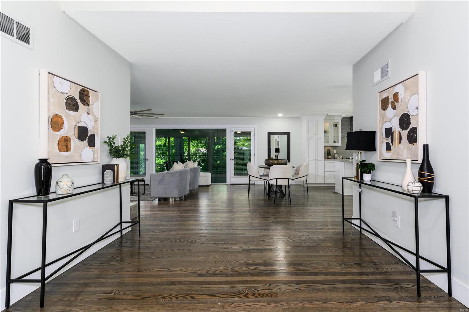 Country Aire - Residential