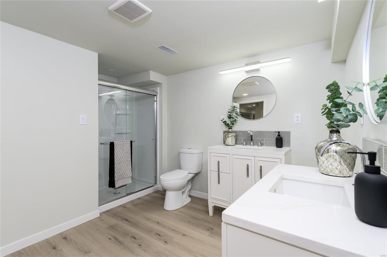 Country Aire - Residential