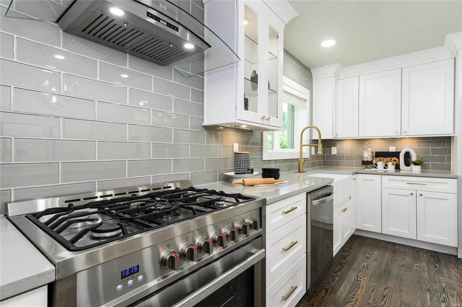 Country Aire - Residential