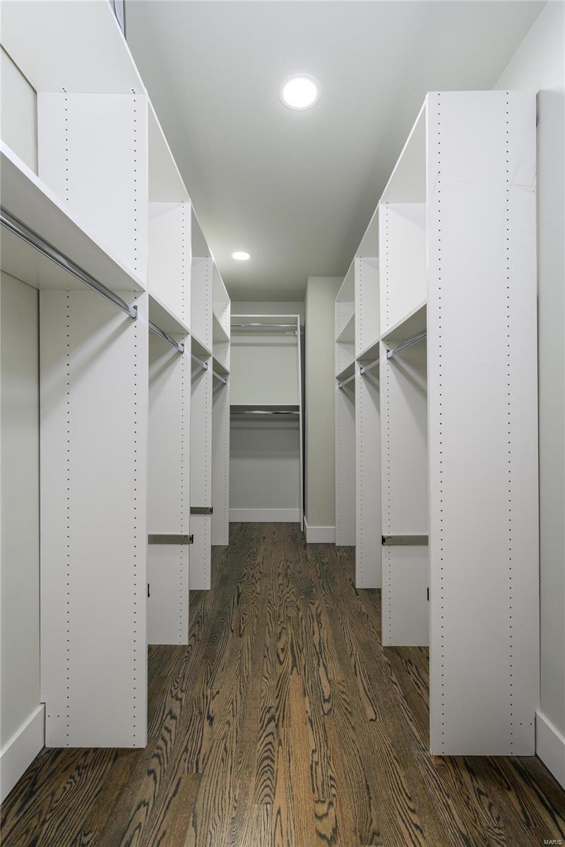 Country Aire - Residential