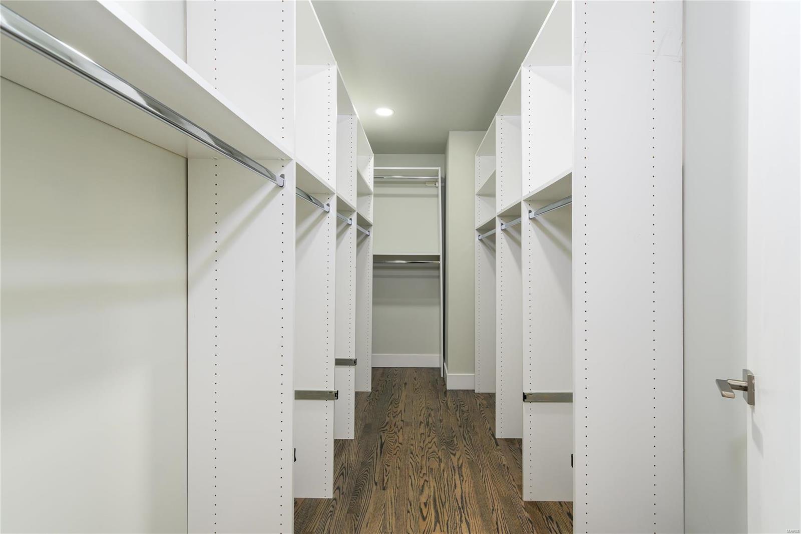 Country Aire - Residential