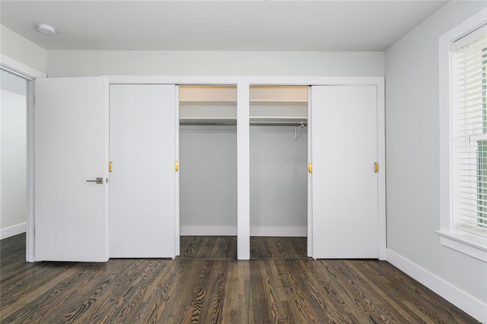 Country Aire - Residential