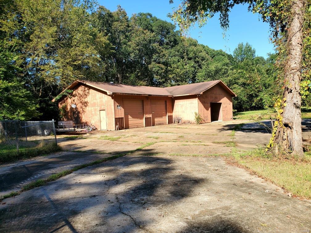 NON SUBDIVISION - Residential