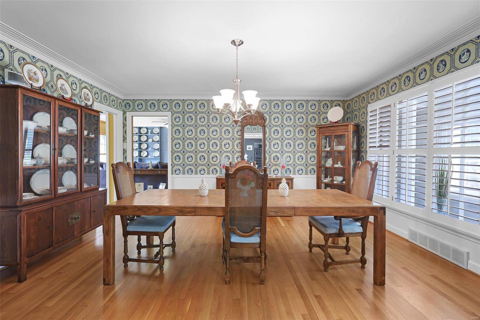 Huntleigh Manor - Residential