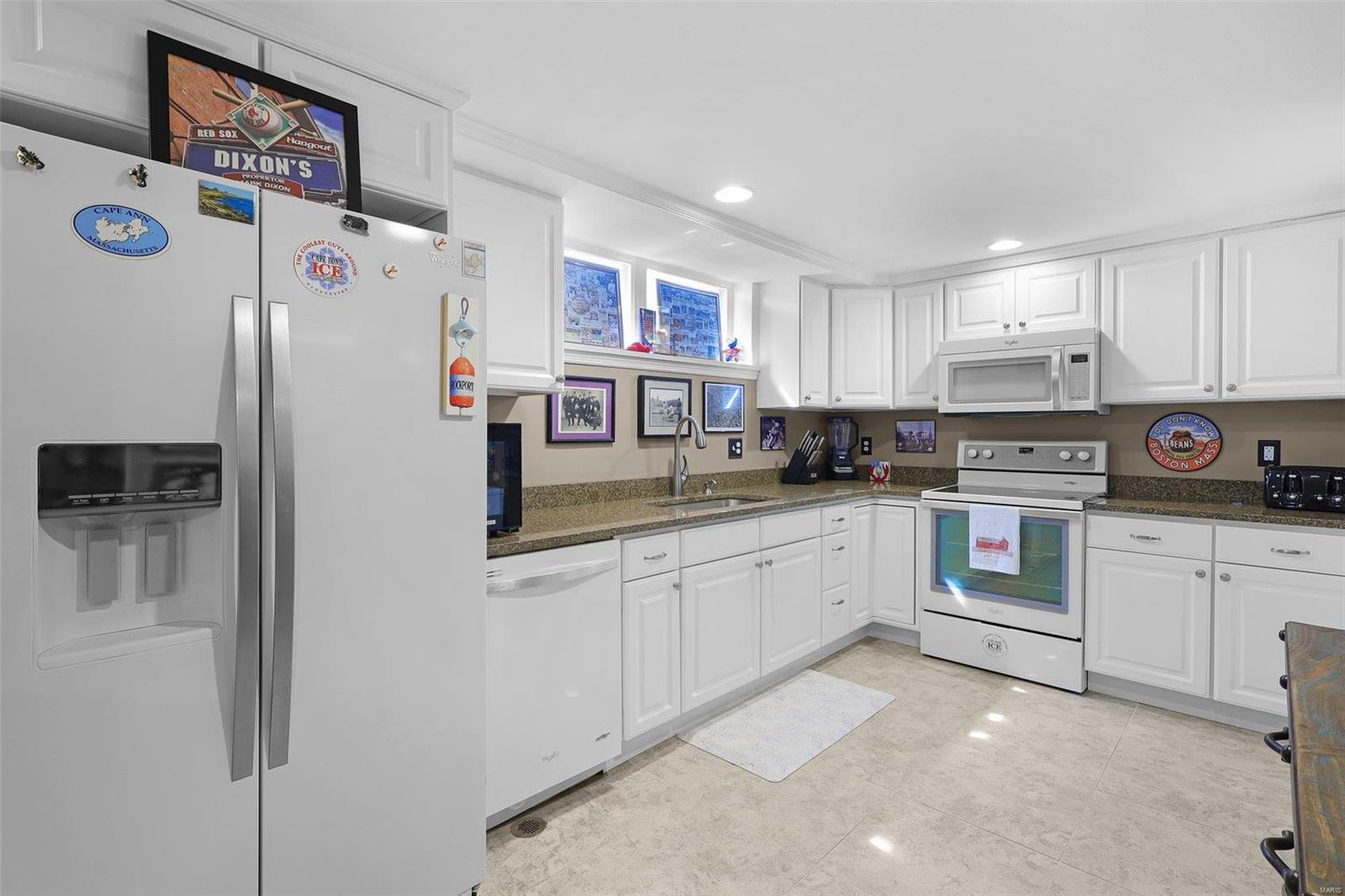 Huntleigh Manor - Residential