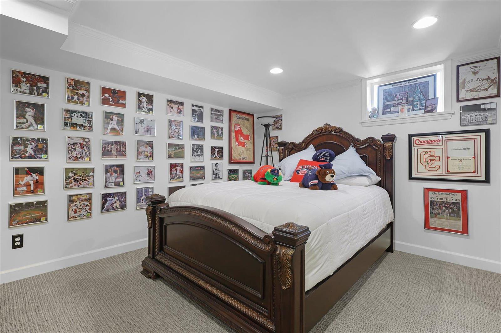 Huntleigh Manor - Residential