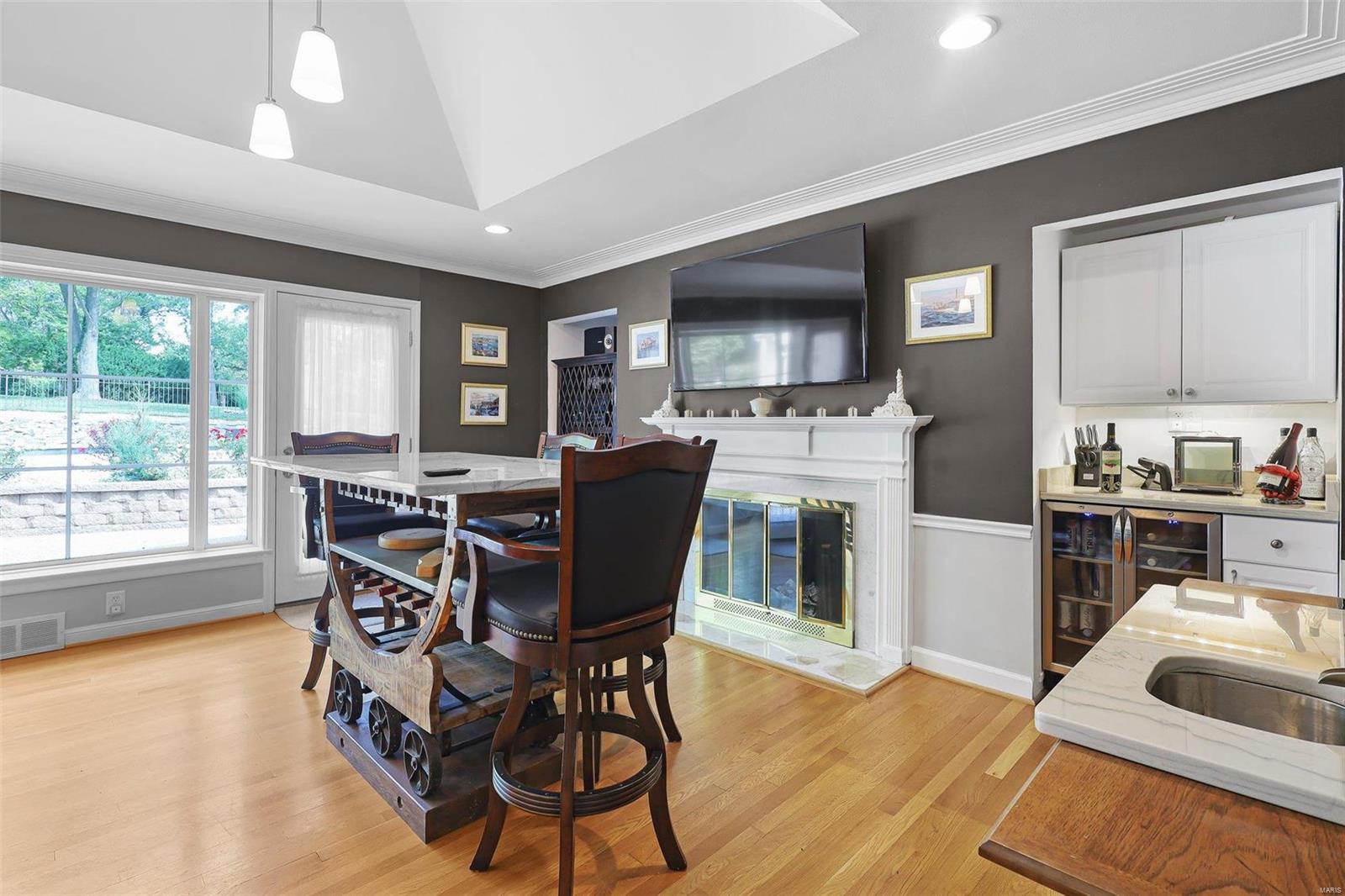 Huntleigh Manor - Residential