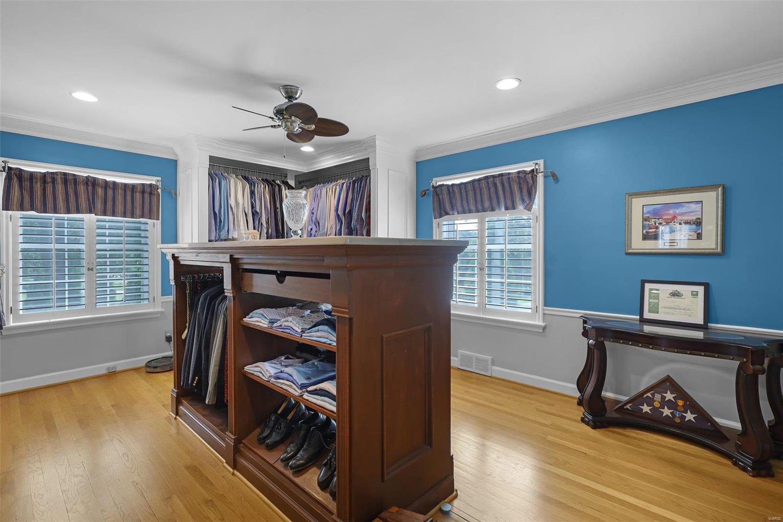 Huntleigh Manor - Residential