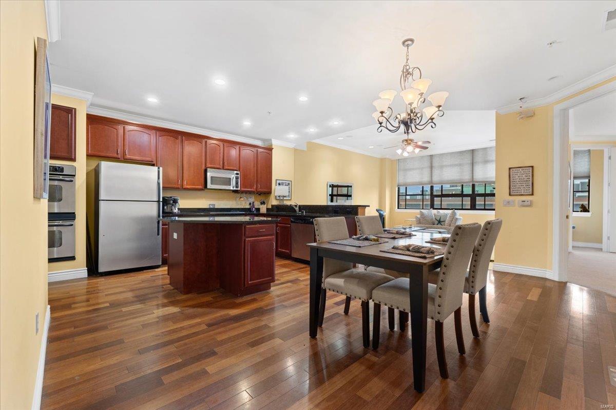 400 S 14th Street 905