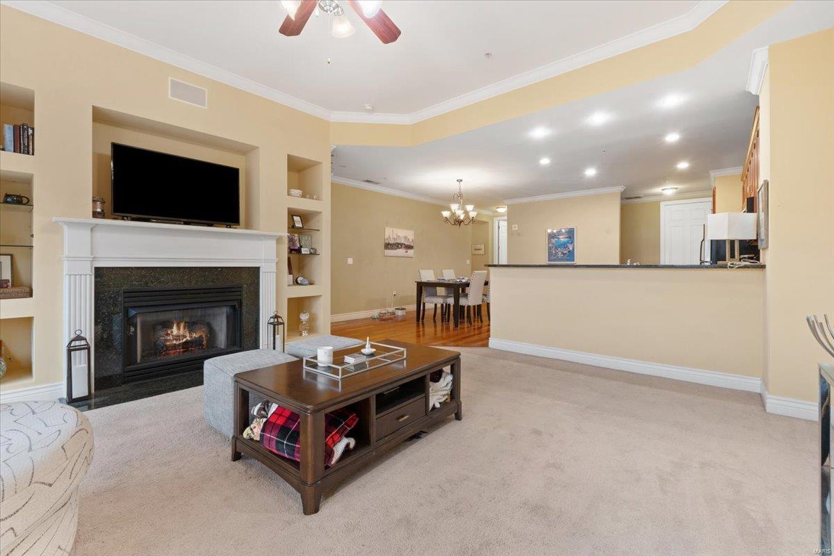 400 S 14th Street 905