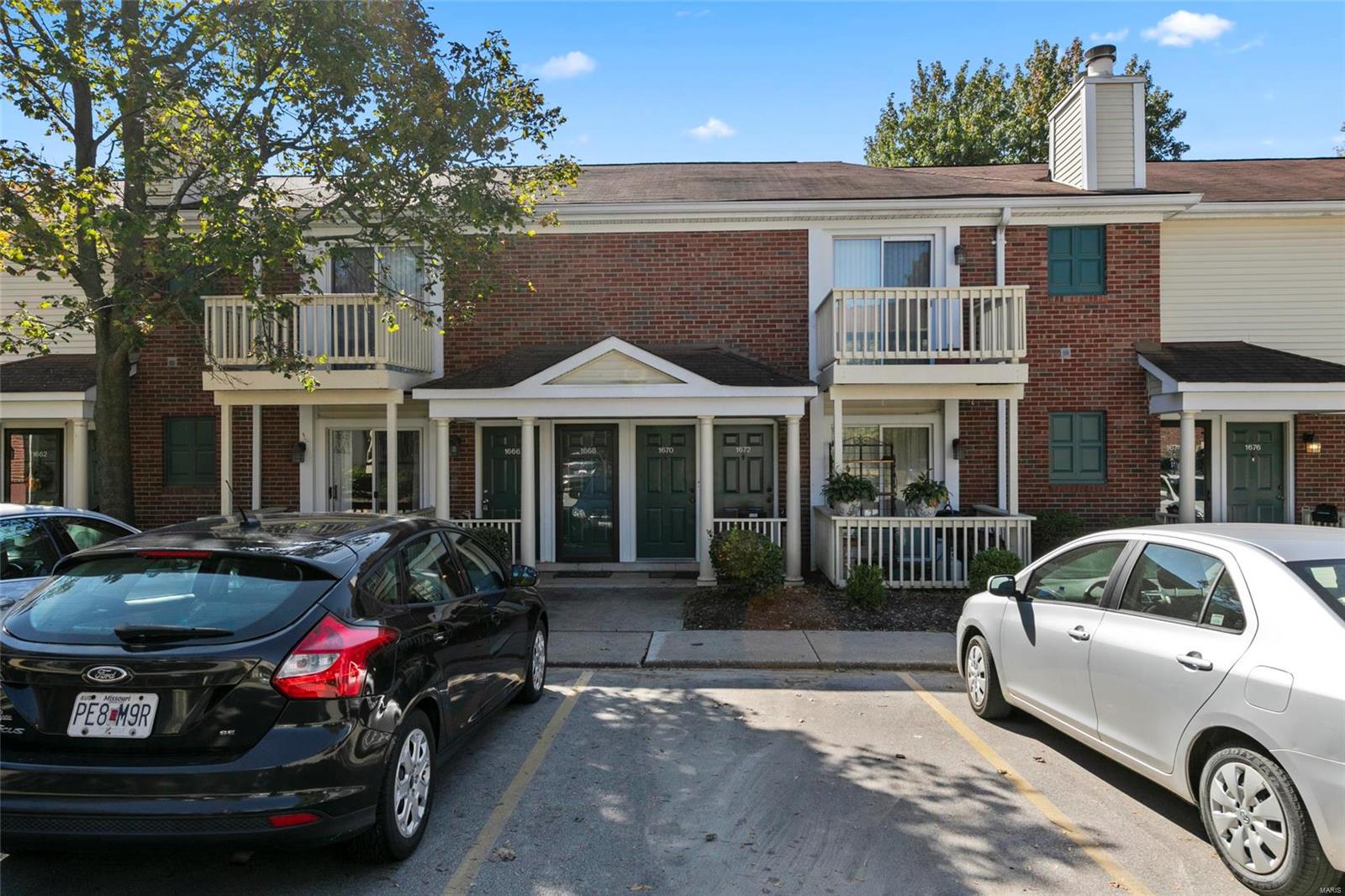 Brentwood Forest Condo Ph Six T - Residential
