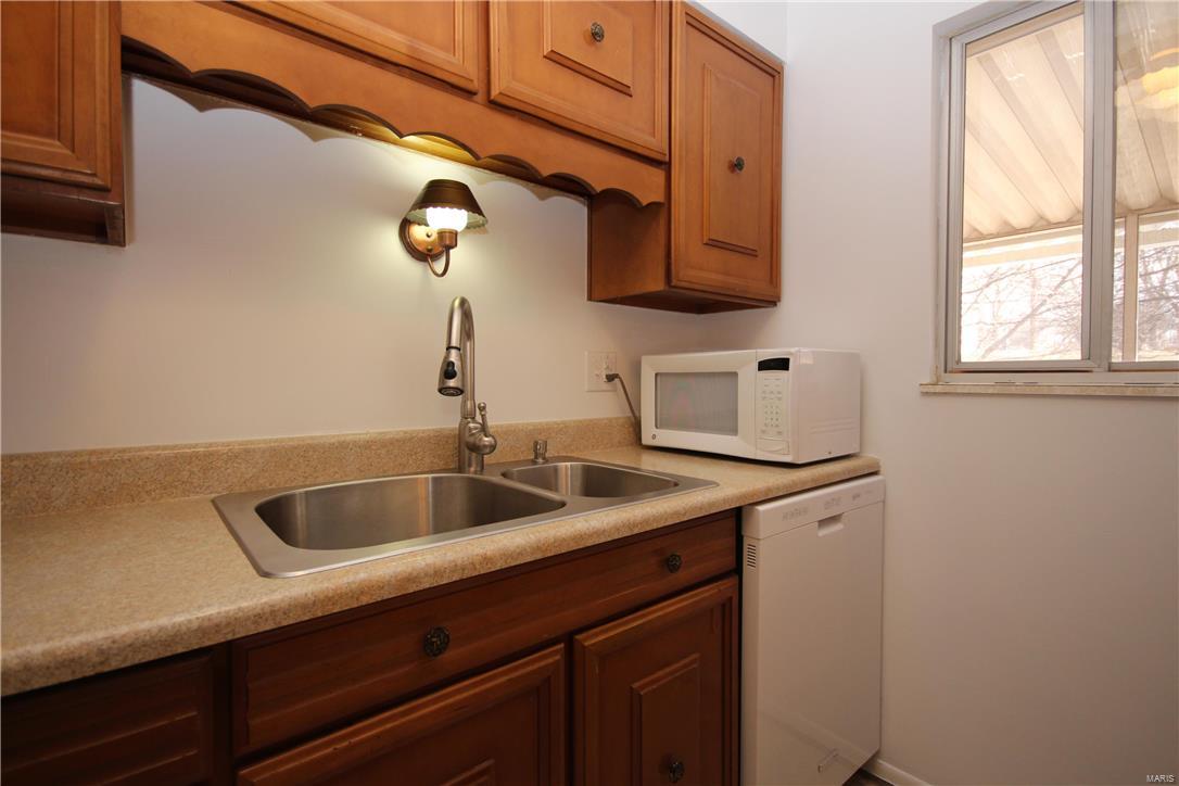 Bridgecrest Estates 1 Condo - Residential