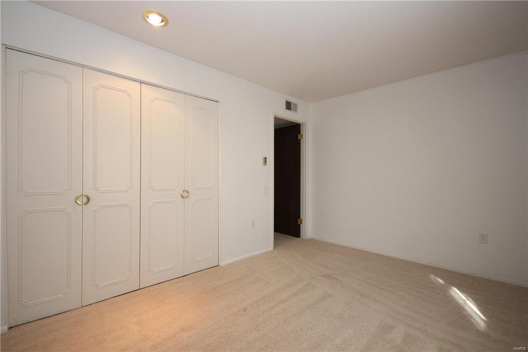 Bridgecrest Estates 1 Condo - Residential
