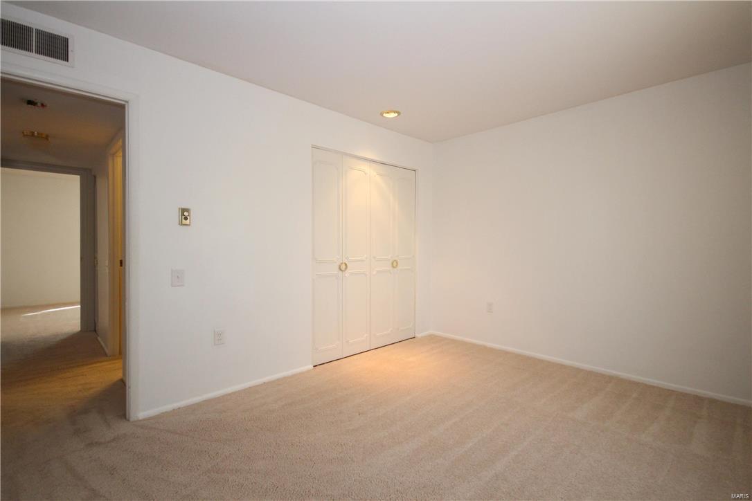 Bridgecrest Estates 1 Condo - Residential