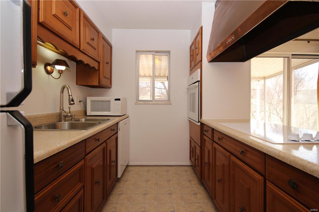 Bridgecrest Estates 1 Condo - Residential