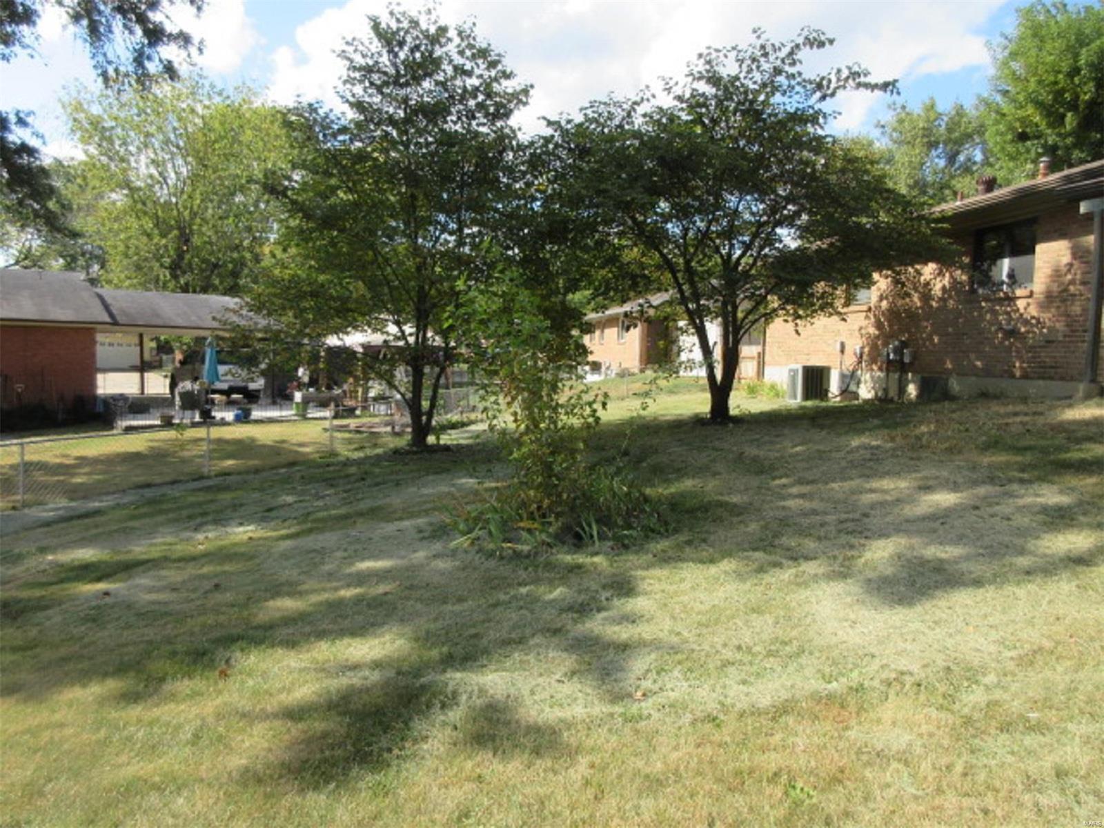 Woodcliff Manor - Residential