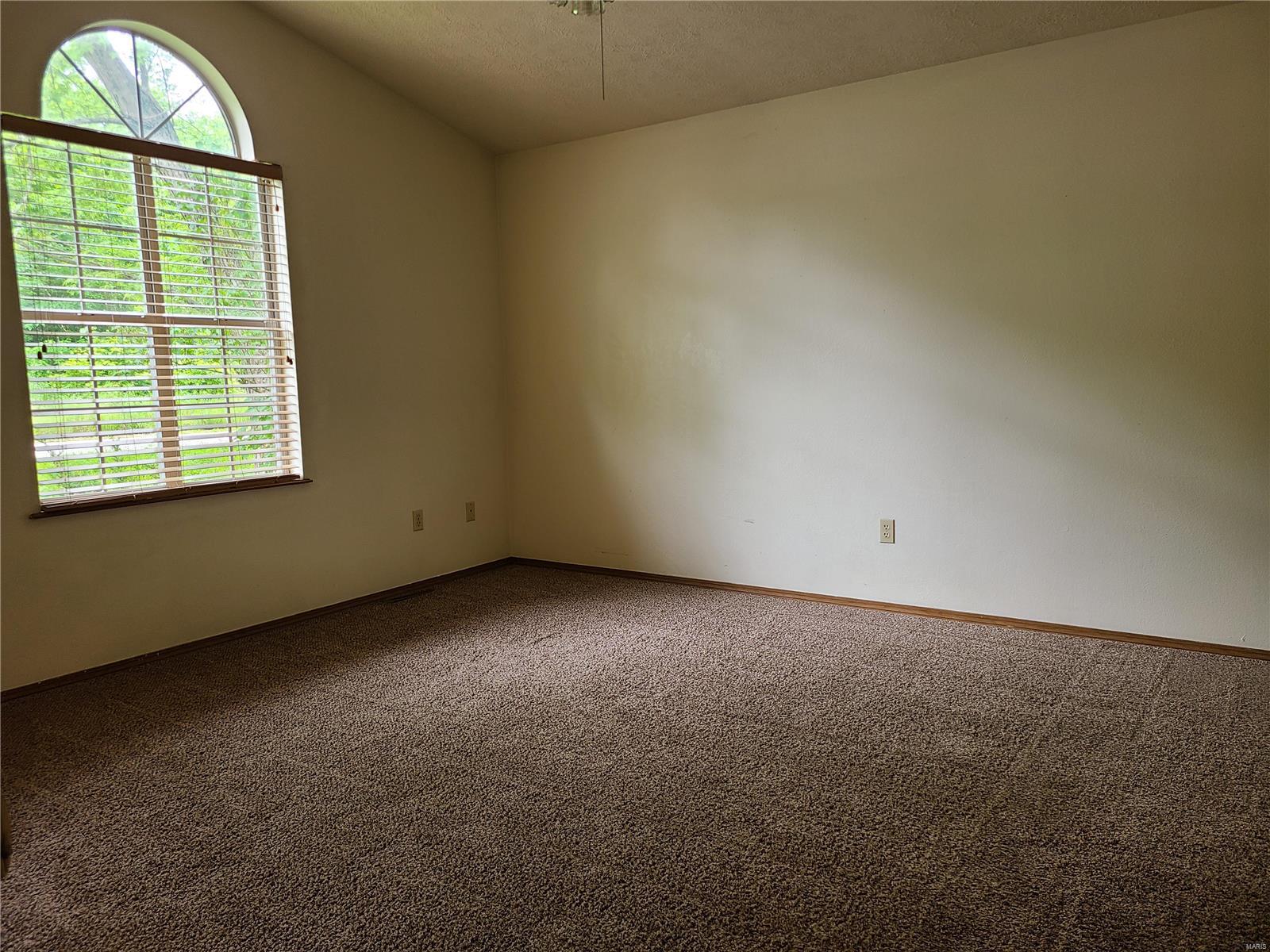 Thousand Hills - Residential