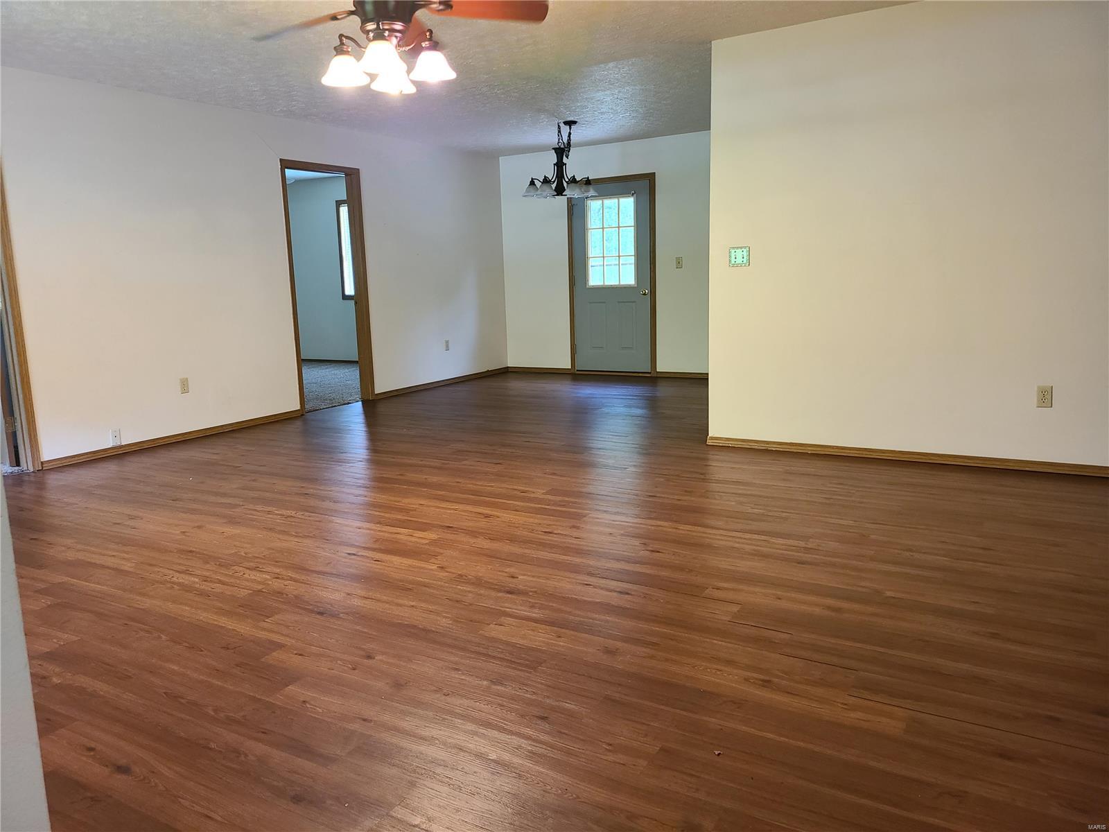 Thousand Hills - Residential