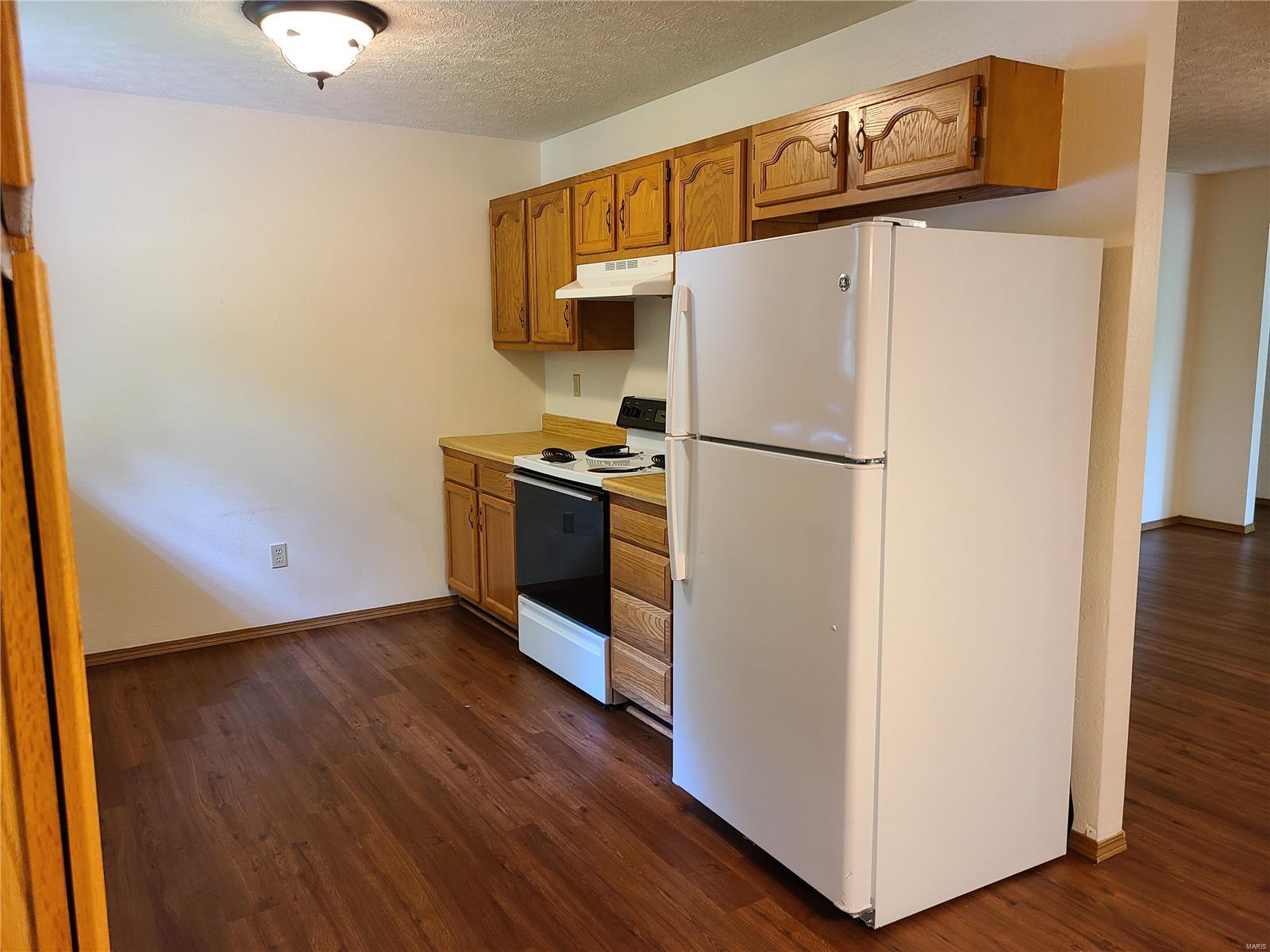 Thousand Hills - Residential