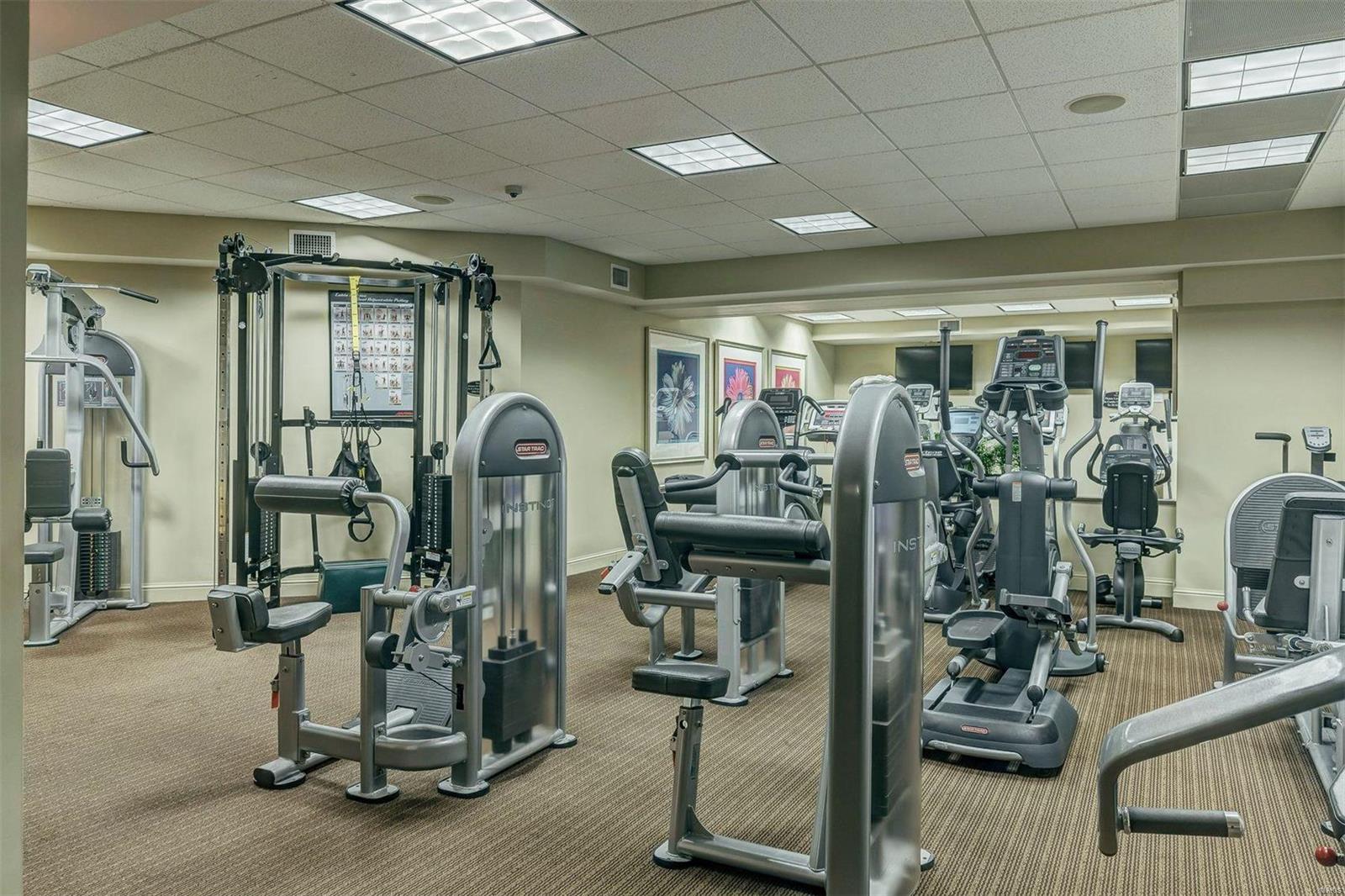 Plaza In Clayton A Condo The - Residential