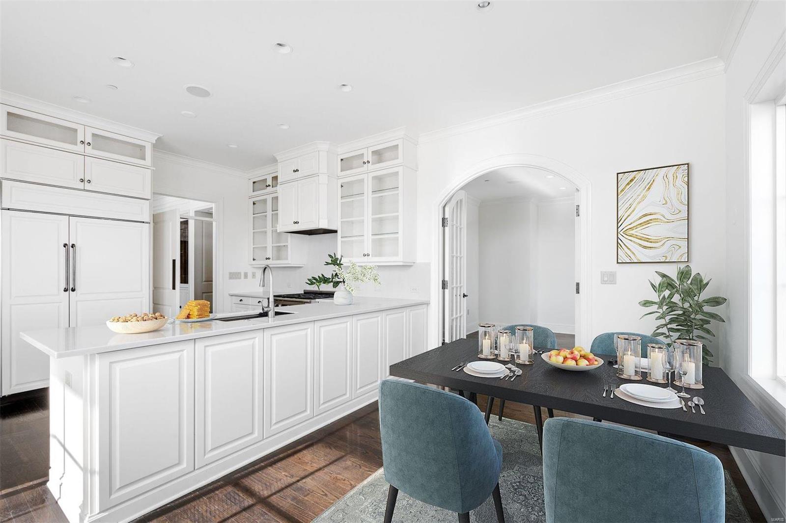 Plaza In Clayton A Condo The - Residential