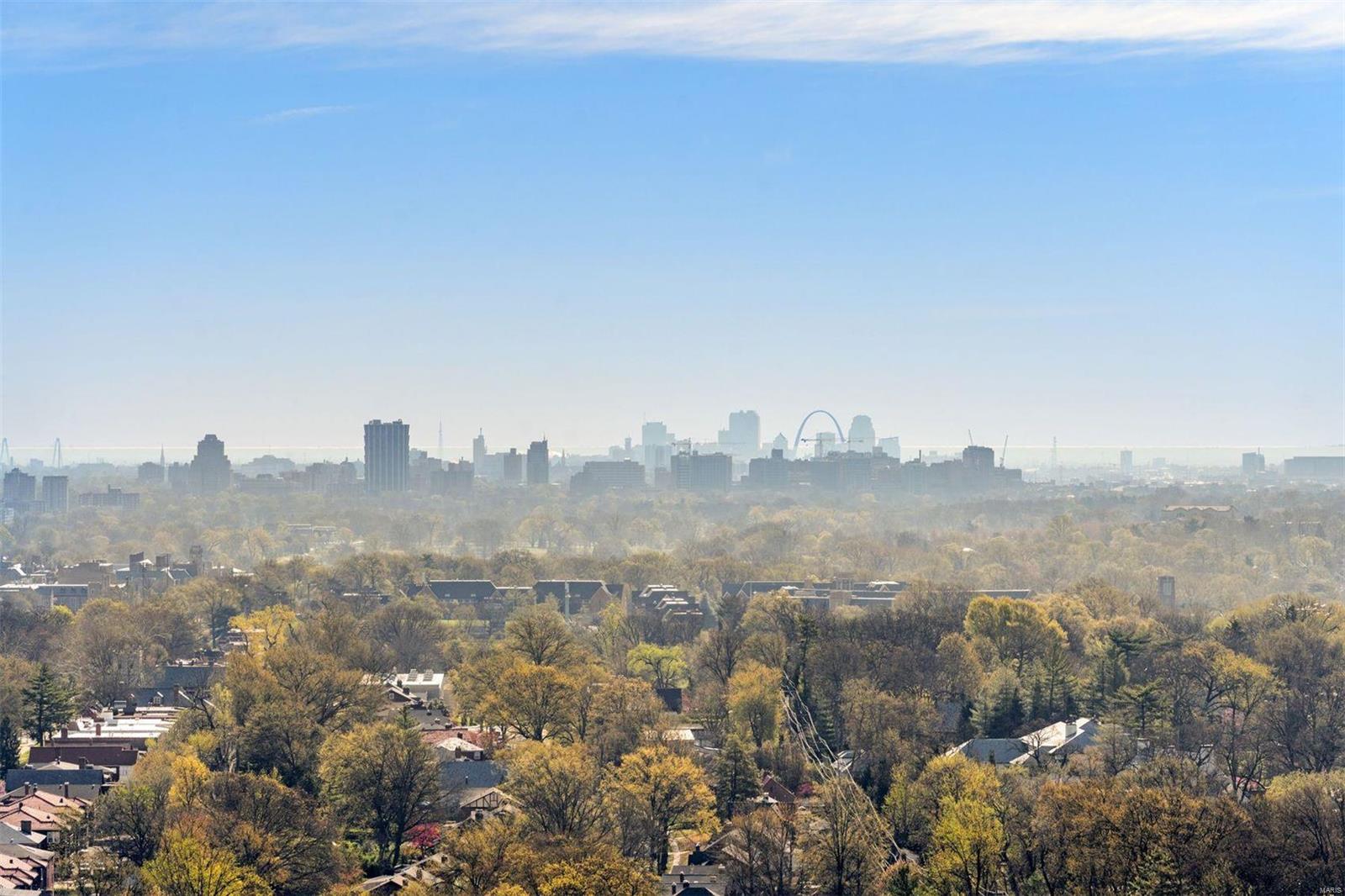 Plaza In Clayton A Condo The - Residential