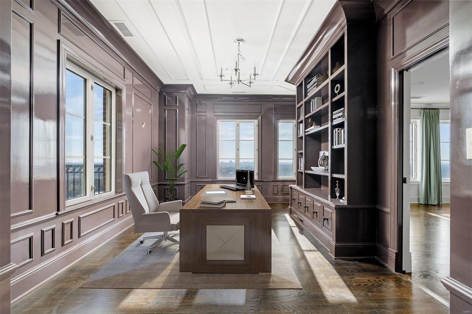 Plaza In Clayton A Condo The - Residential