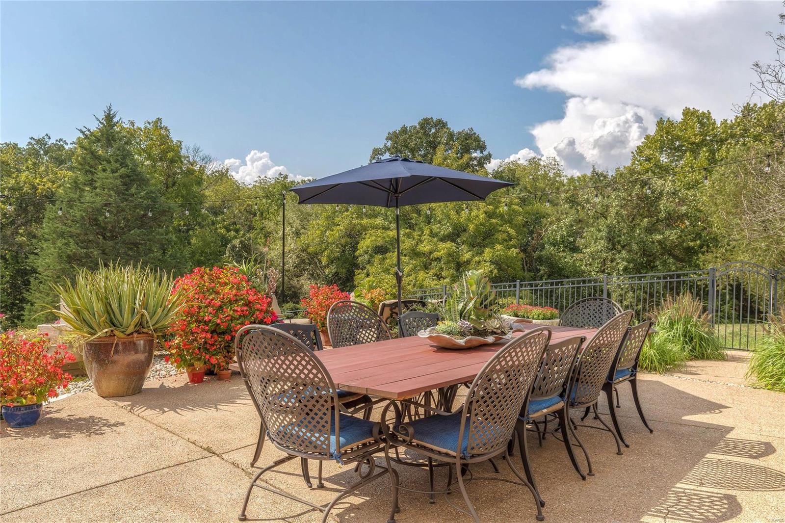 Camelot - Residential