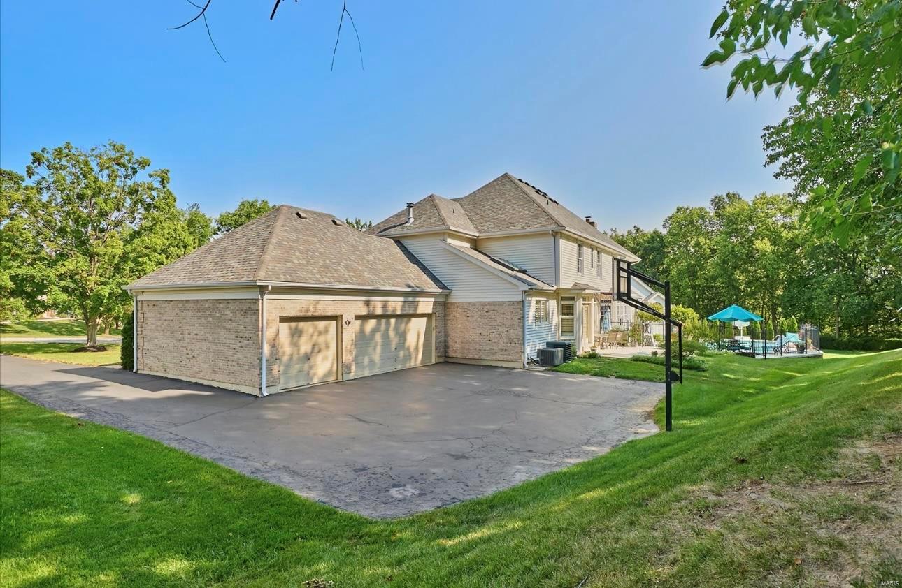 Manors Of Town & Country Bristol Manor - Residential