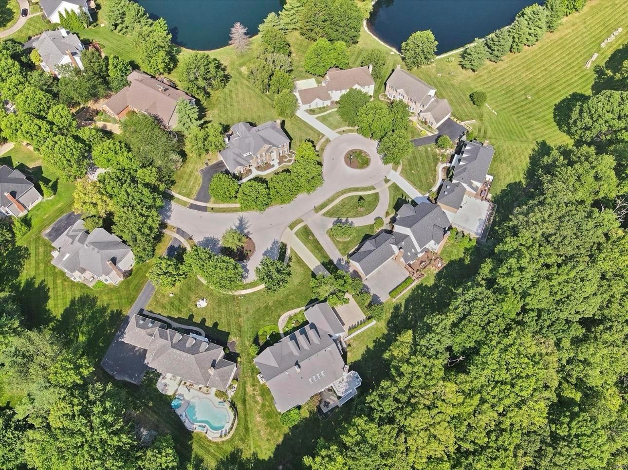 Manors Of Town & Country Bristol Manor - Residential