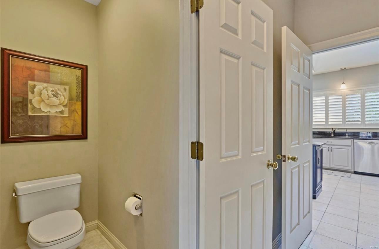 Manors Of Town & Country Bristol Manor - Residential