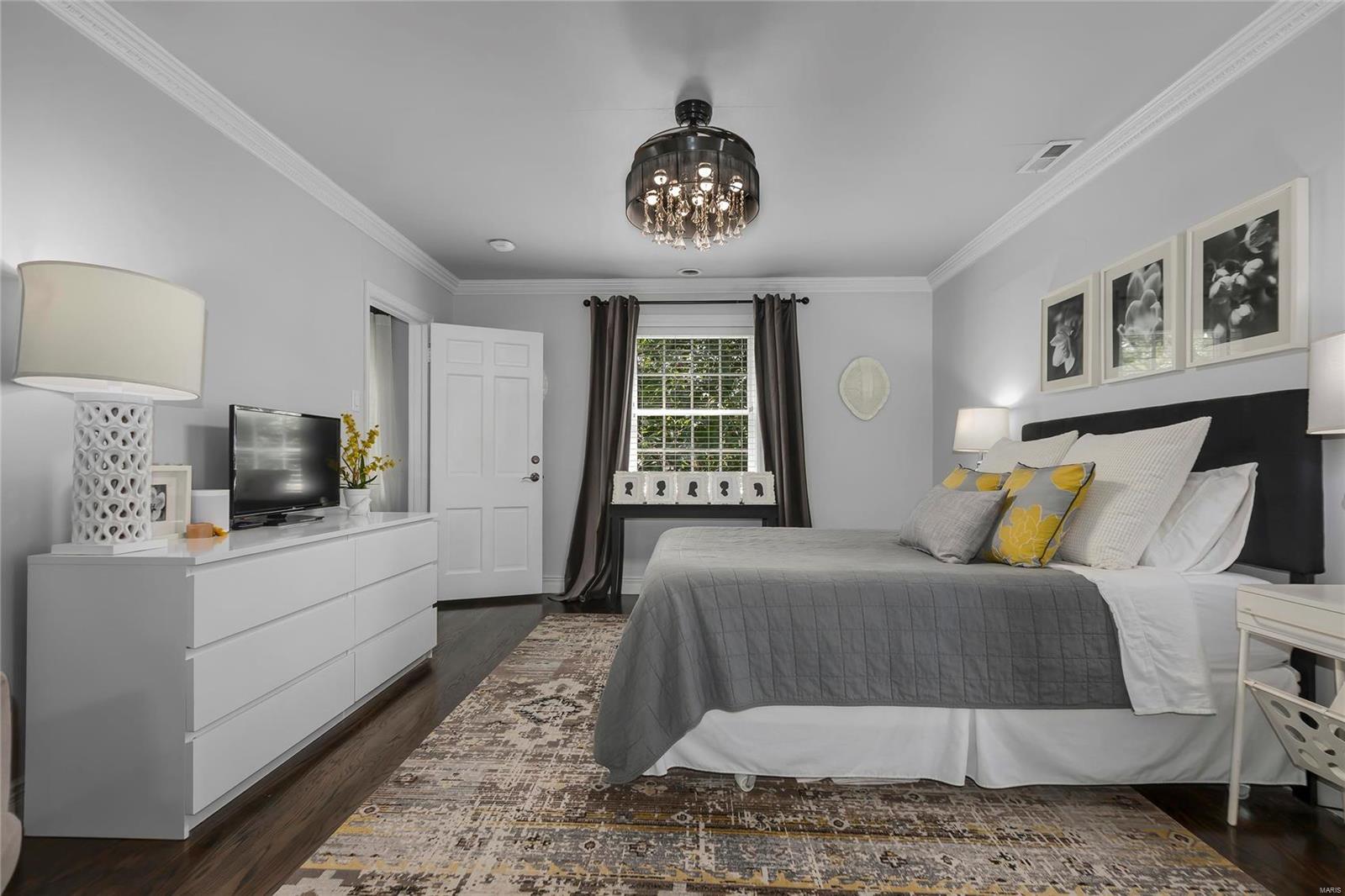 Davis Place - Residential