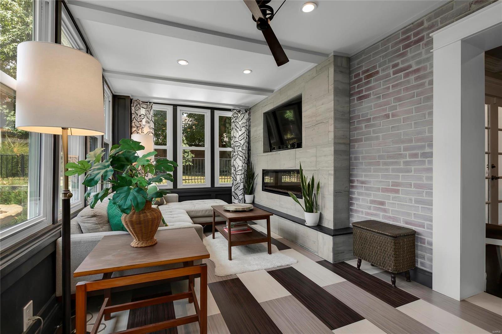 Davis Place - Residential