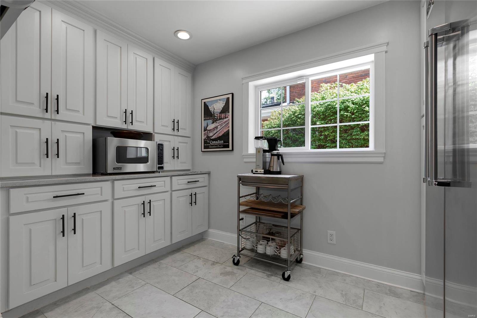 Davis Place - Residential