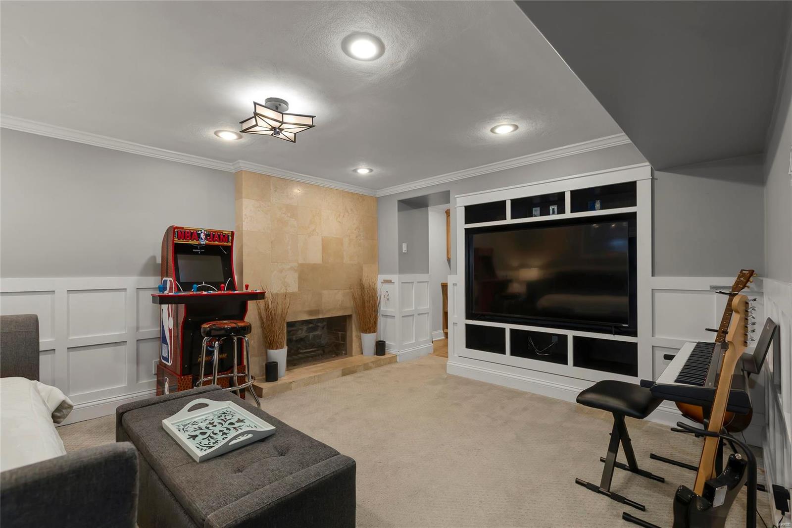 Davis Place - Residential