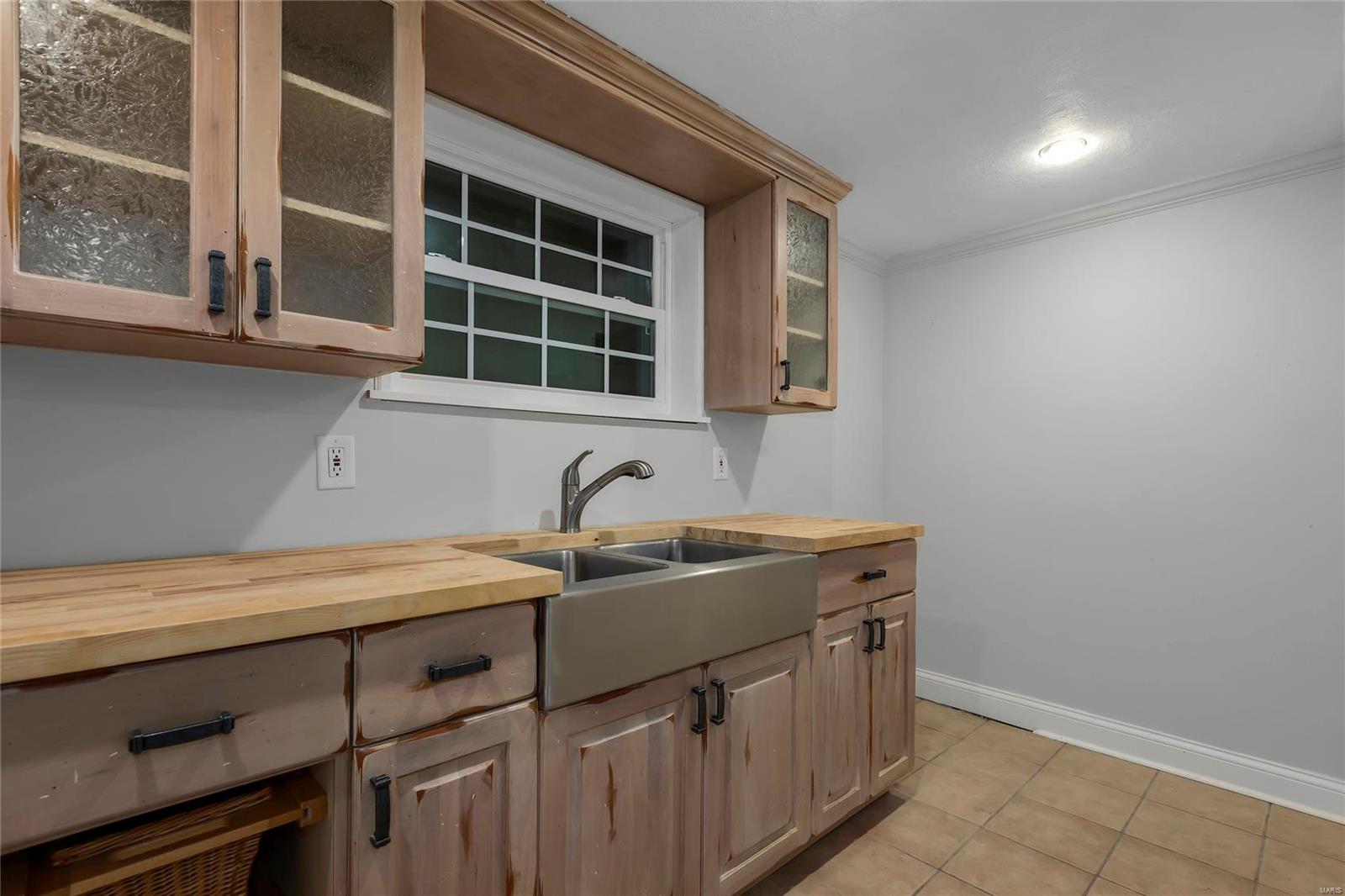 Davis Place - Residential