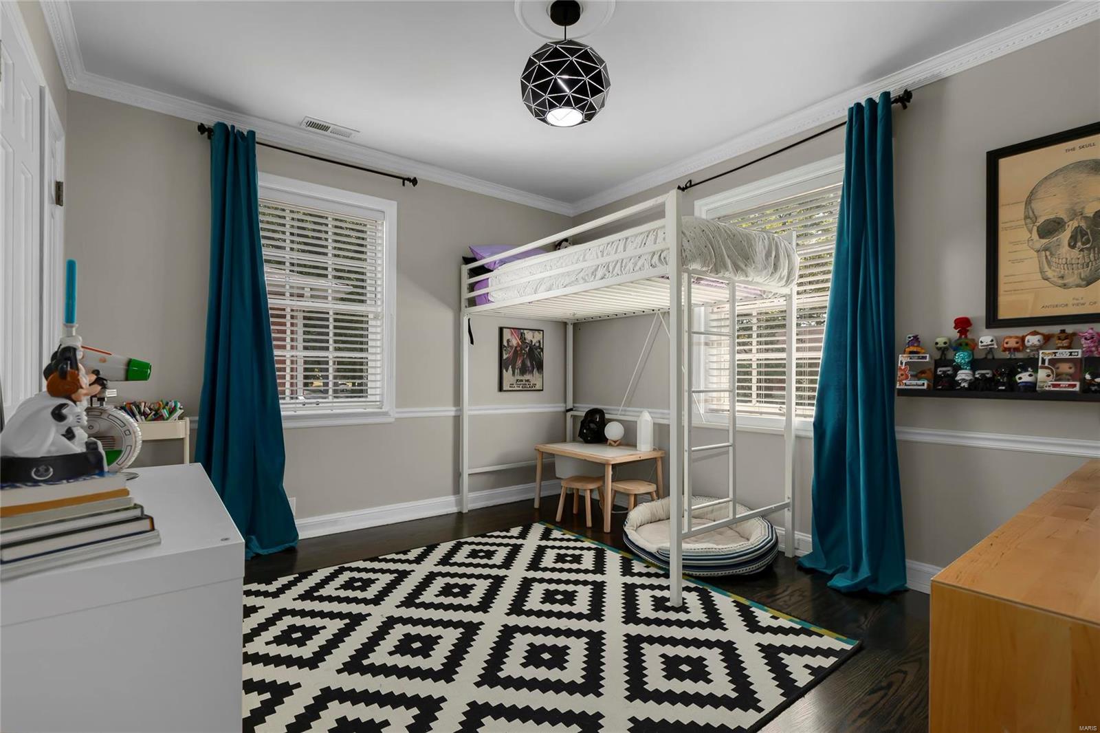 Davis Place - Residential