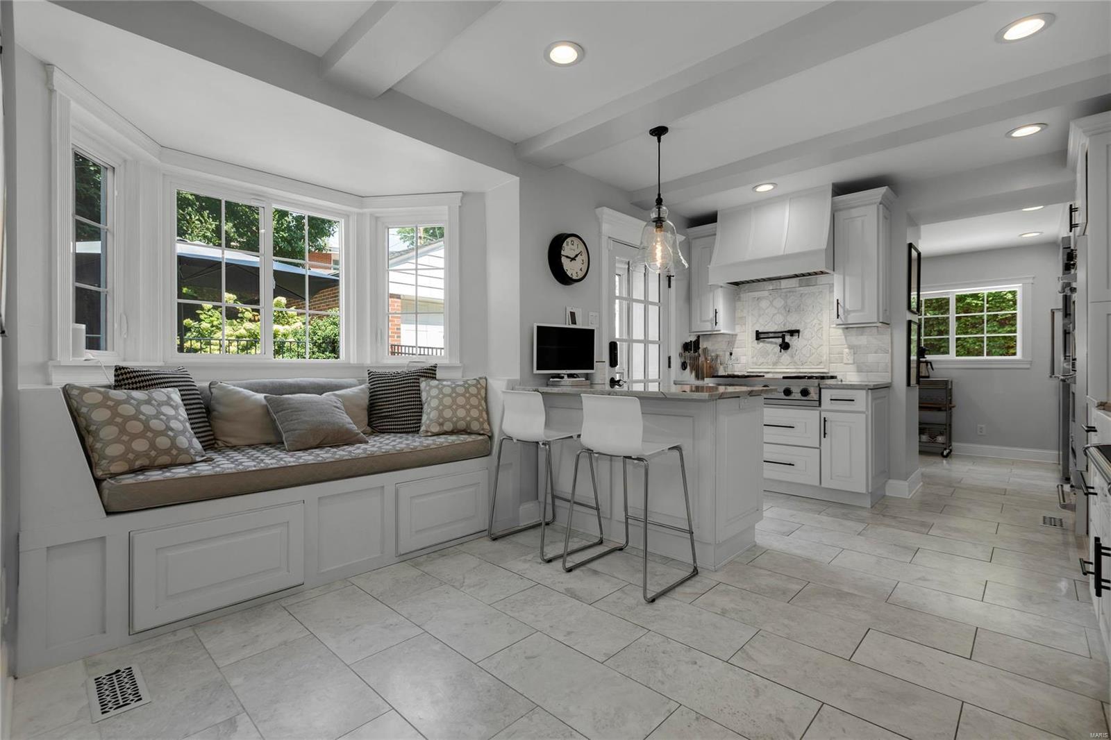 Davis Place - Residential