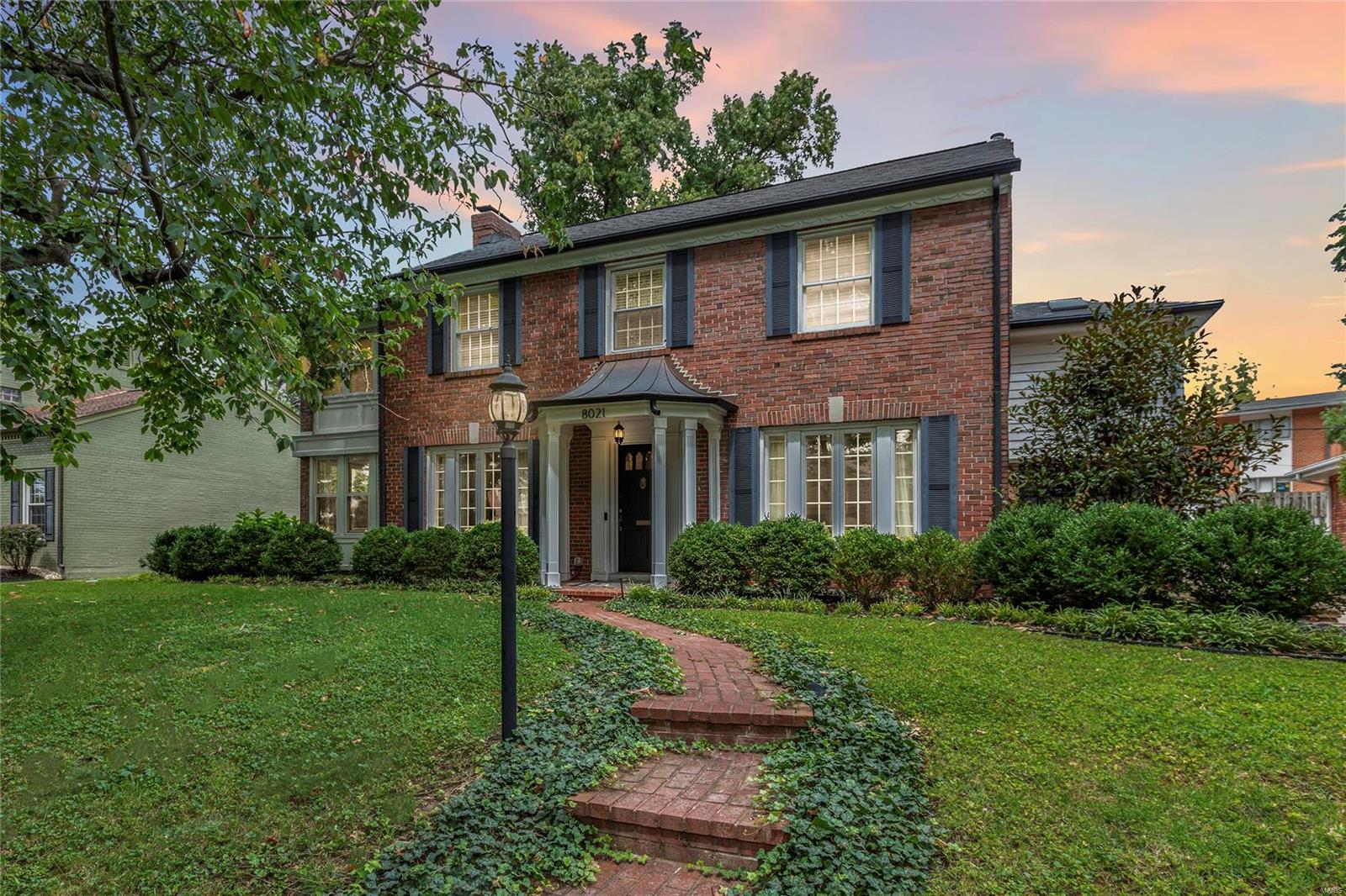 Davis Place - Residential