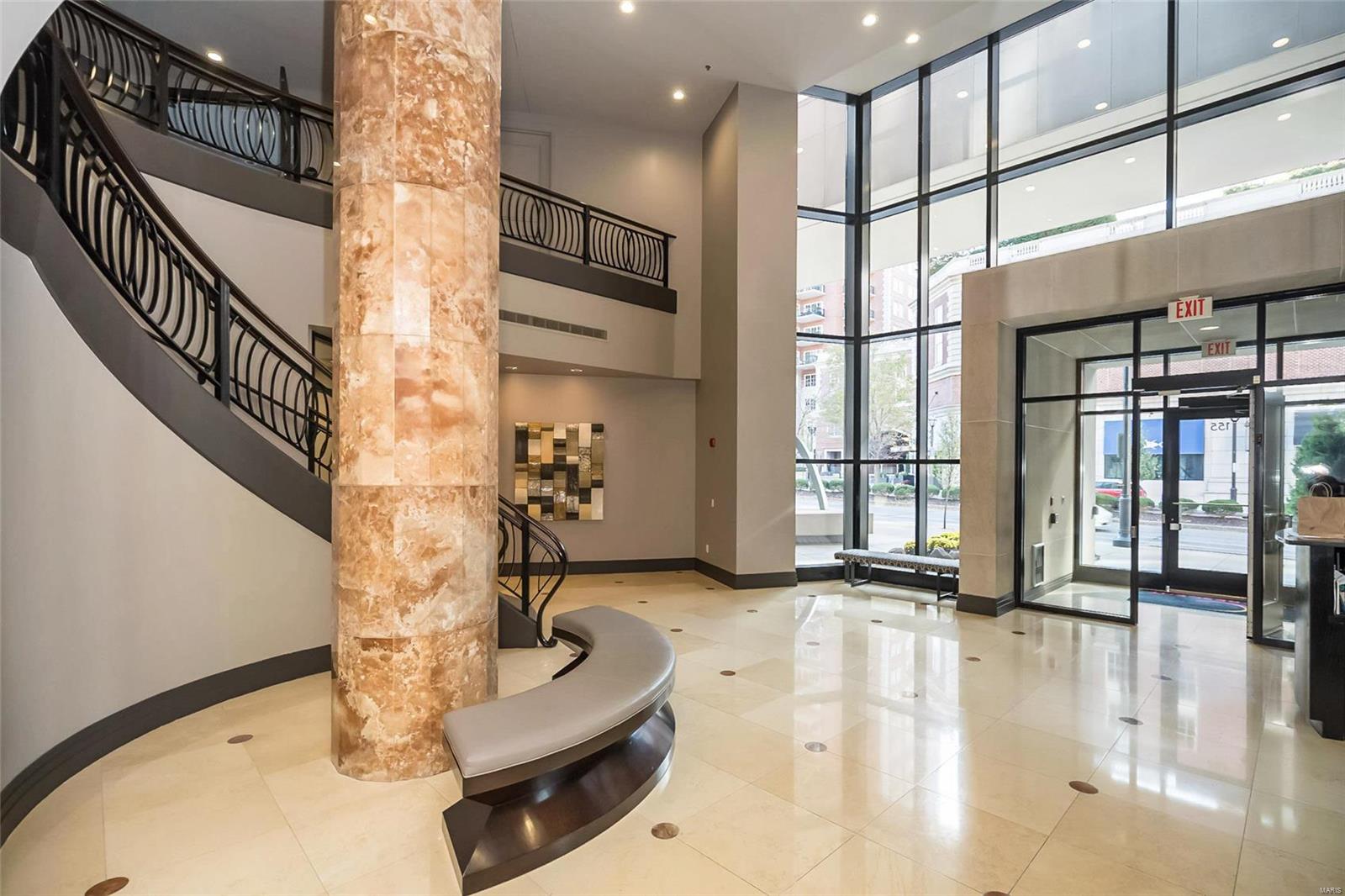 Crescent Condo - Residential